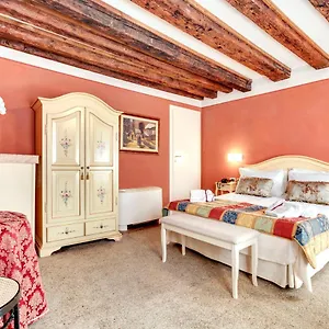 Ca' Riza 2*, Venecia Italia